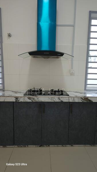 Celyn @ Bayu Sutera untuk Untuk Disewa - RM 1,600 /bulan, Mac 2026 - Kitchen - PropertyGuru.com.my