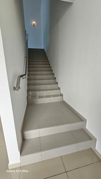 Celyn @ Bayu Sutera untuk Untuk Disewa - RM 1,600 /bulan, Mac 2026 - Corridor - PropertyGuru.com.my