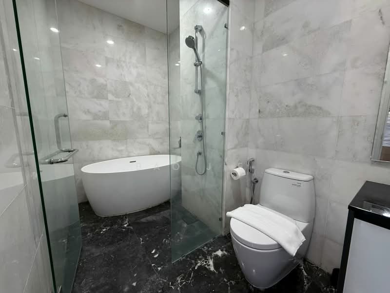 Service Residence for Sale at Royce Residence - Bao Jie - Bathroom - PropertyGuru.com.my