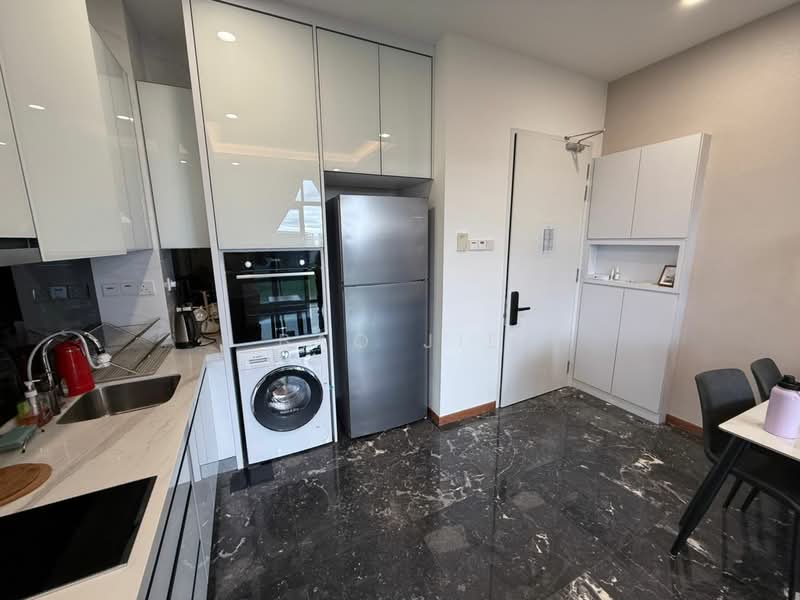 Service Residence for Sale at Royce Residence - Bao Jie - Kitchen - PropertyGuru.com.my