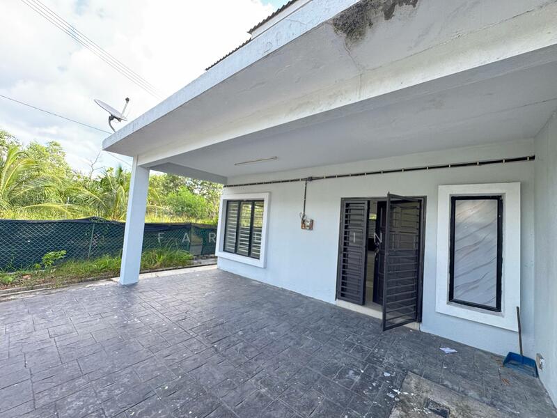 2-storey Terraced House for Sale in Saujana Utama (Selangor) - Farid Zain - Exterior - PropertyGuru.com.my