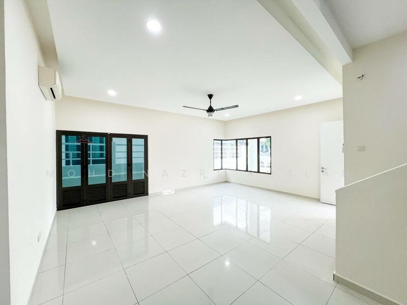 Taman D'Ramal Prima untuk Untuk Dijual - RM 975,000, Mac 2026 - Living Room - PropertyGuru.com.my
