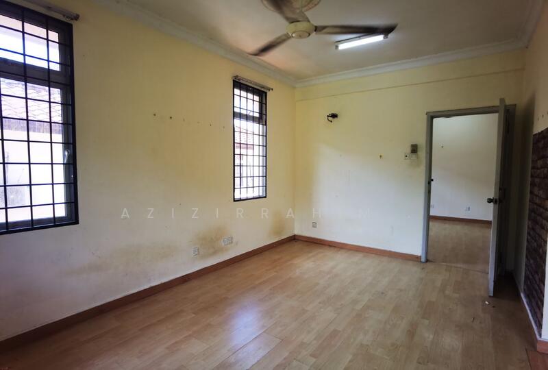 2-storey Terraced House for Sale in Putrajaya (Putrajaya) - Azizirrahim . - Living Room - PropertyGuru.com.my