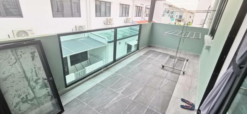 Office for Sale in Setia Alam (Selangor) - MC Soh - Balcony - PropertyGuru.com.my