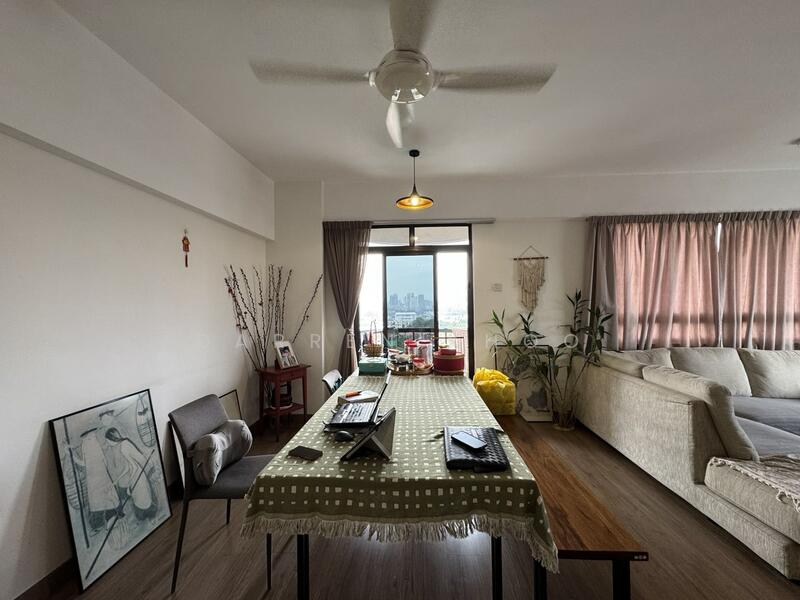 Condominium for Sale at Mutiara Oriental - Darren Khoo - Living Room - PropertyGuru.com.my