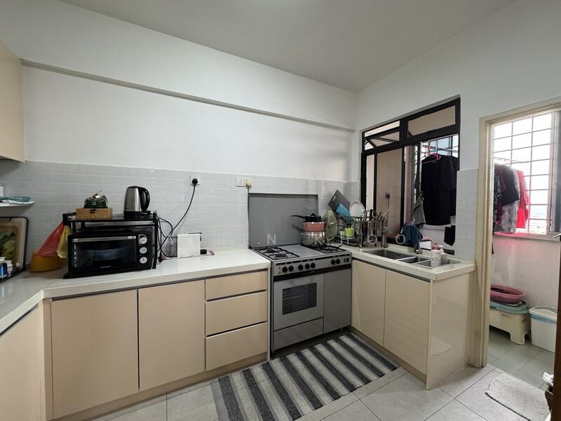 Condominium for Sale at Mutiara Oriental - Darren Khoo - Kitchen - PropertyGuru.com.my