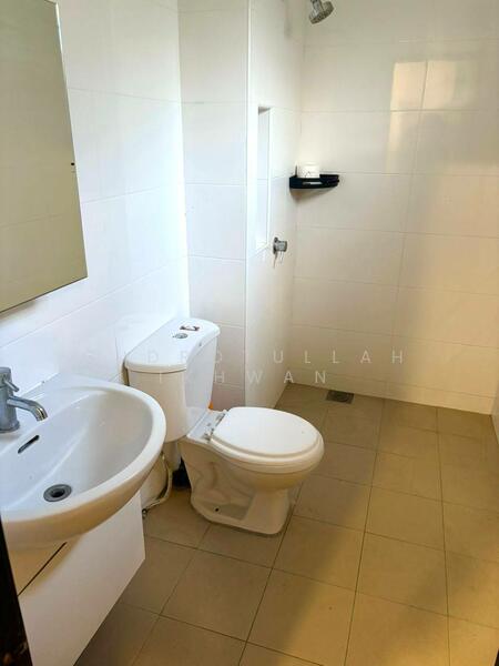 Bungalow for Sale in Puchong (Selangor) - Gudrotullah Ikhwan - Bathroom - PropertyGuru.com.my
