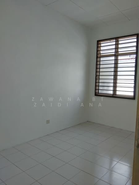 Rumah Teres 2 Tingkat untuk Dijual di Ukay Bistari (Ulu Kelang) - Zawana BT Zaidi Ana - Interior - PropertyGuru.com.my