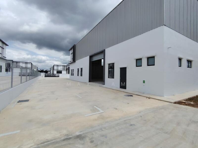 Semi-D Factory for Rent in Senai (Kulai) - Max Lam - Exterior - PropertyGuru.com.my