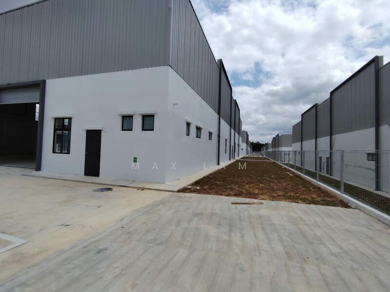 Semi-D Factory for Rent in Senai (Kulai) - Max Lam - Exterior - PropertyGuru.com.my