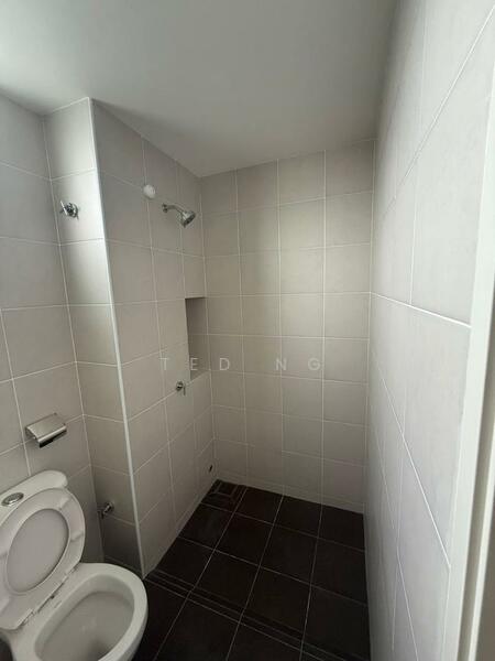 Rumah Teres 2 Tingkat untuk Dijual di Bandar Cassia (Batu Kawan) - TED NG - Bathroom - PropertyGuru.com.my