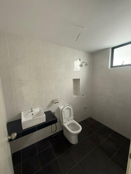 Rumah Teres 2 Tingkat untuk Dijual di Bandar Cassia (Batu Kawan) - TED NG - Bathroom - PropertyGuru.com.my