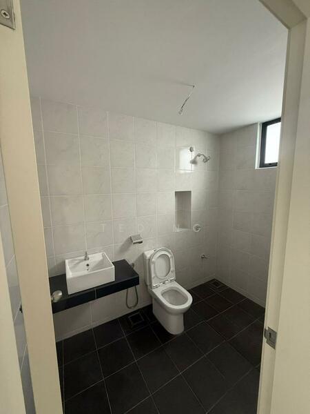 Rumah Teres 2 Tingkat untuk Dijual di Bandar Cassia (Batu Kawan) - TED NG - Bathroom - PropertyGuru.com.my