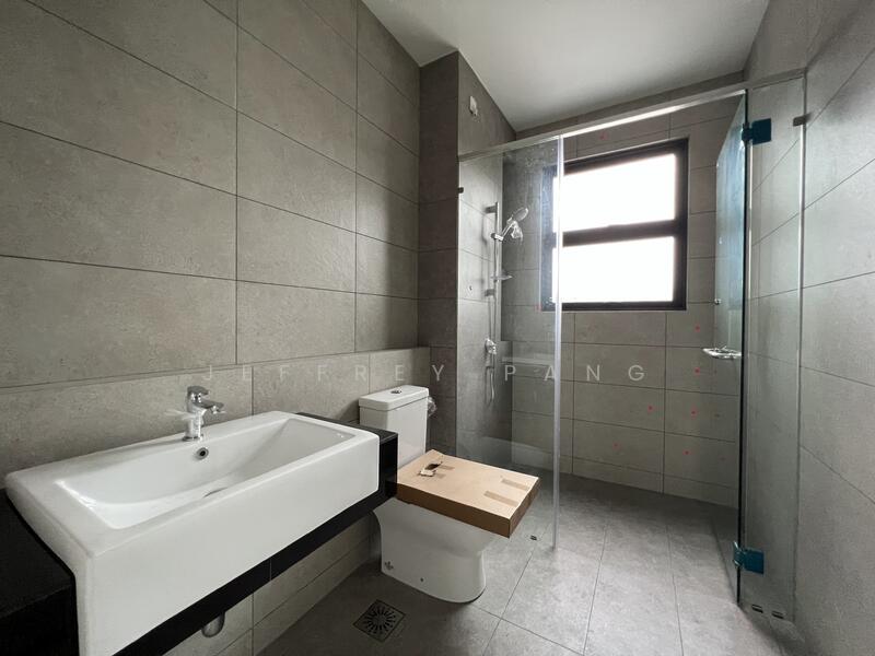 Jade Hills untuk Untuk Dijual - RM 1,750,000, Mac 2026 - Bathroom - PropertyGuru.com.my