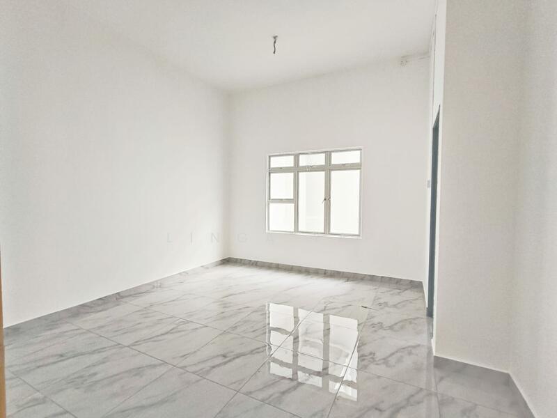 Semi-Detached House for Sale in Taman Nusantara Prima (Gelang Patah) - Linga Yap - Interior - PropertyGuru.com.my