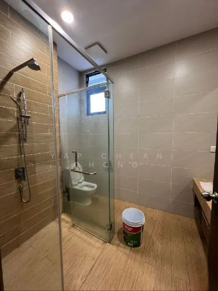 ECO SANCTUARY untuk Untuk Disewa - RM 6,000 /bulan, Feb 2026 - Bathroom - PropertyGuru.com.my