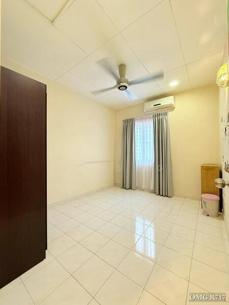 2-storey Terraced House for Sale in Setia Impian (Setia Alam) - Lucas Ng - Bedroom - PropertyGuru.com.my