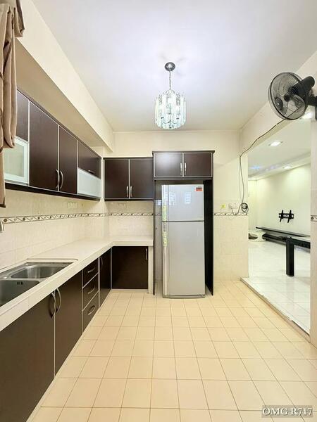 2-storey Terraced House for Sale in Setia Impian (Setia Alam) - Lucas Ng - Kitchen - PropertyGuru.com.my