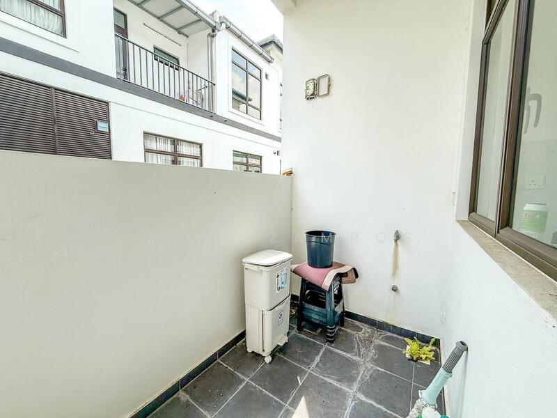 Semi-Detached House for Sale in Eco Grandeur (Puncak Alam) - Izzat Zamros - Balcony - PropertyGuru.com.my