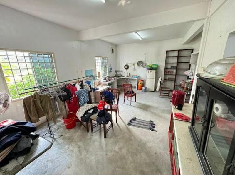 Jalan Merah Taman Pelangi Johor Bahru Semi D House / Full Loan untuk Untuk Dijual - RM 1,350,000, Apr 2026 - Kitchen - PropertyGuru.com.my