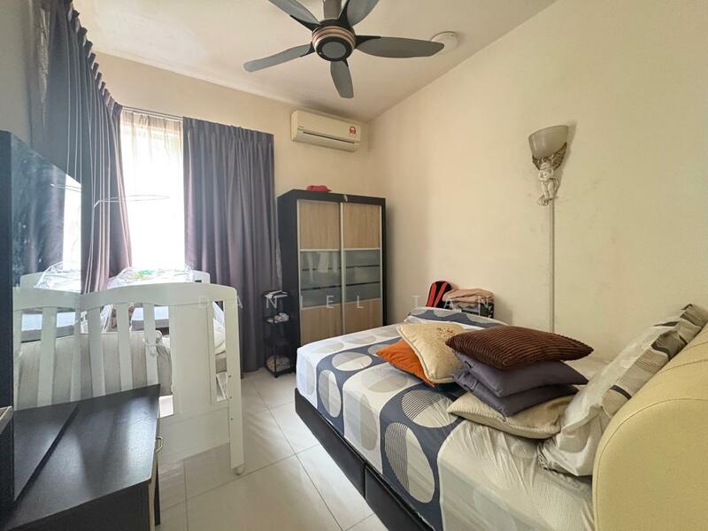 2-storey Terraced House for Sale in Kajang 2 (Kajang) - Daniel Tan - Bedroom - PropertyGuru.com.my