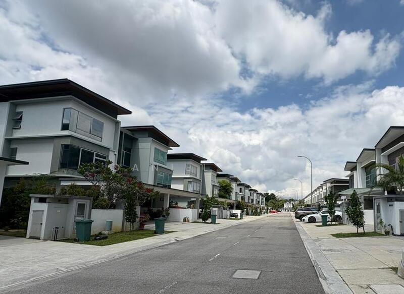 2-storey Terraced House for Sale in Kajang 2 (Kajang) - Daniel Tan - Exterior - PropertyGuru.com.my