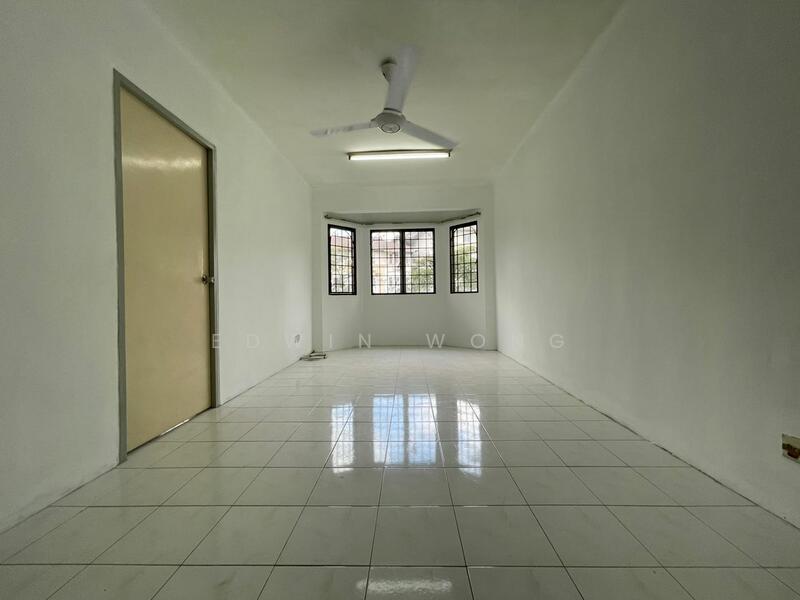 Impian Apartment untuk Untuk Dijual - RM 239,000, Mac 2026 - Living Room - PropertyGuru.com.my