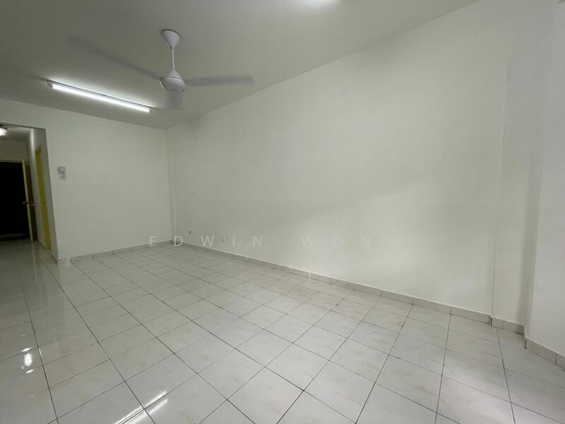 Impian Apartment untuk Untuk Dijual - RM 239,000, Mac 2026 - Living Room - PropertyGuru.com.my