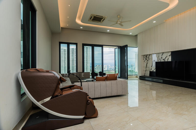 Bungalow for Sale in Country Heights Damansara (Kuala Lumpur) - Amie Famie - Living Room - PropertyGuru.com.my
