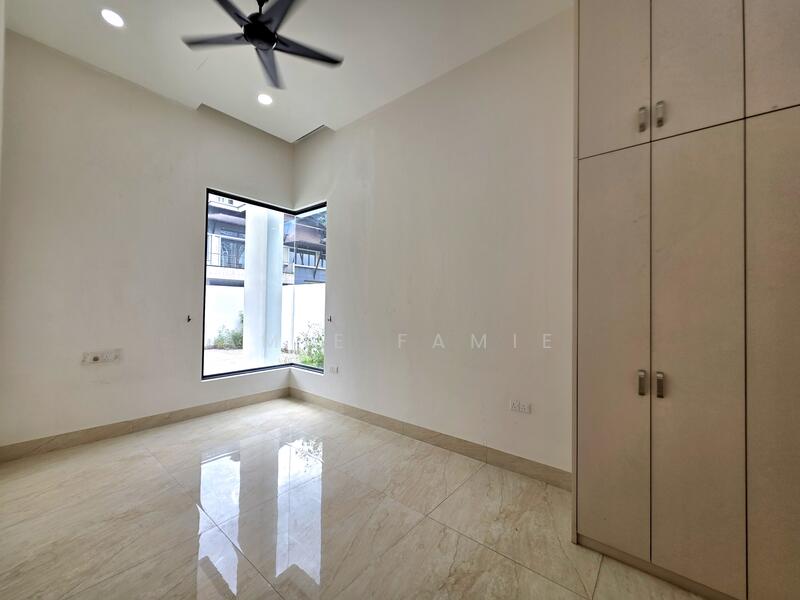 Bungalow for Sale in Country Heights Damansara (Kuala Lumpur) - Amie Famie - Interior - PropertyGuru.com.my