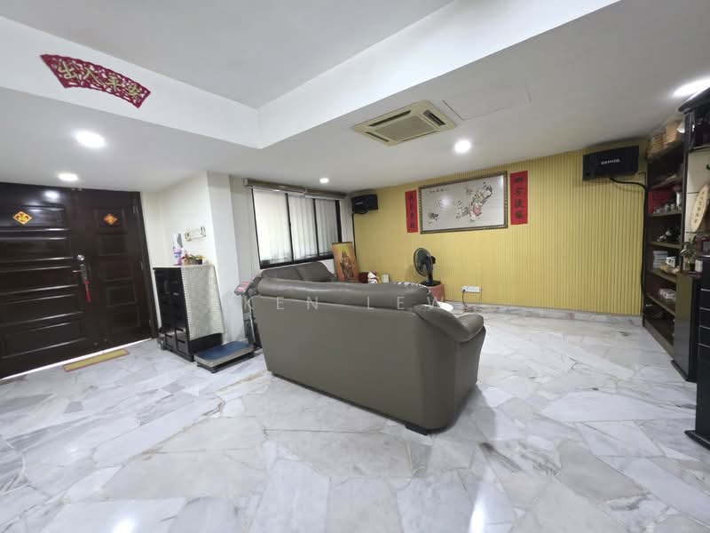 Rumah Teres 3 Tingkat untuk Dijual di Happy Garden (Kuchai Lama) - Ken Lew - Living Room - PropertyGuru.com.my