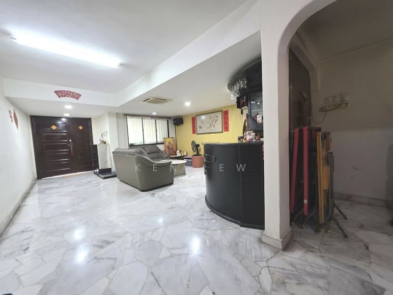 Rumah Teres 3 Tingkat untuk Dijual di Happy Garden (Kuchai Lama) - Ken Lew - Living Room - PropertyGuru.com.my