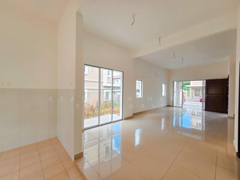 Semi-Detached House for Sale in Kajang (Selangor) - Keasavan Hari Krishnan - Living Room - PropertyGuru.com.my