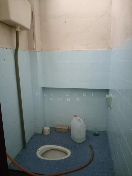 Shop for Rent in Kulim (Kedah) - Yee Choi Hong - Bathroom - PropertyGuru.com.my