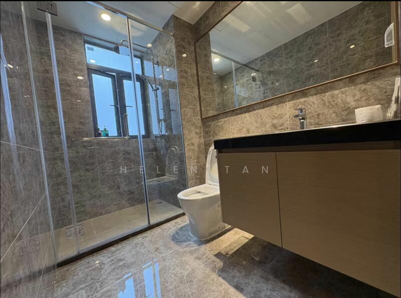 Service Residence for Sale at R&F Princess Cove Phase 1 - Helen Tan - Bathroom - PropertyGuru.com.my