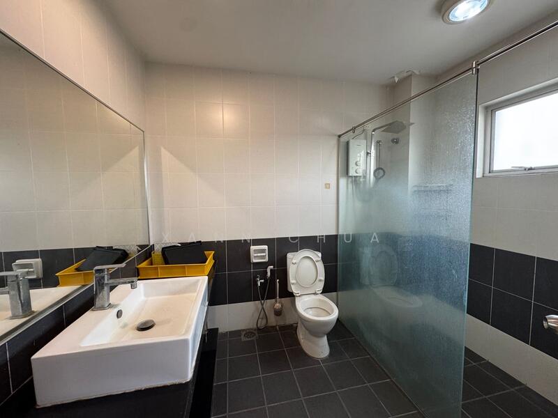 Alam Sanctuary @ Taman Alam Putra untuk Untuk Disewa - RM 2,000 /bulan, Feb 2026 - Bathroom - PropertyGuru.com.my