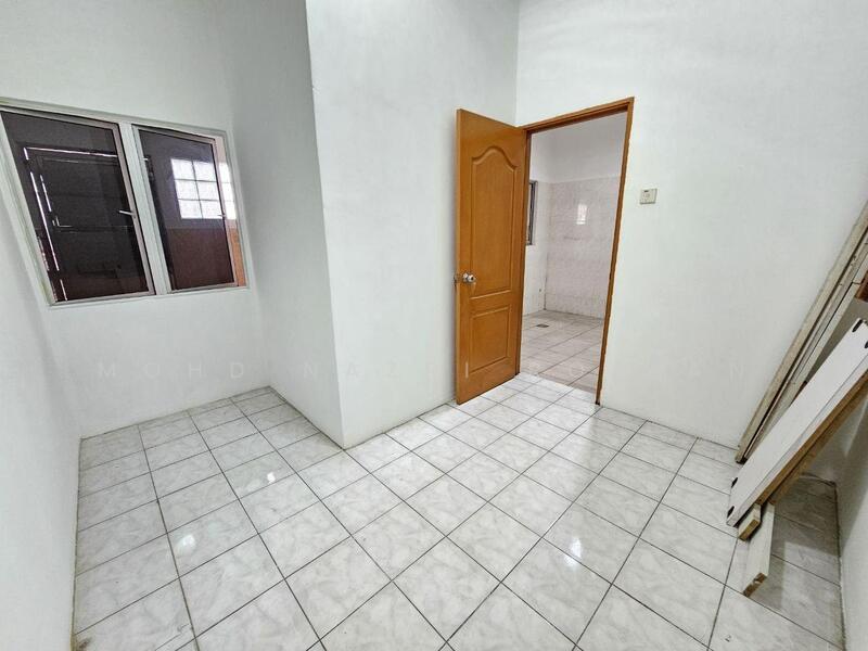 2-storey Terraced House for Sale in Sungai Buloh (Selangor) - Mohd Nazri Roslan - Interior - PropertyGuru.com.my
