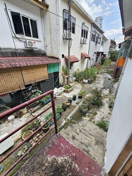 2-storey Terraced House for Sale in Sungai Buloh (Selangor) - Mohd Nazri Roslan - Exterior - PropertyGuru.com.my