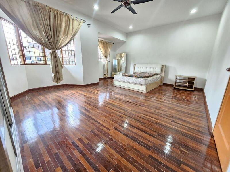 2-storey Terraced House for Sale in Sungai Buloh (Selangor) - Mohd Nazri Roslan - Bedroom - PropertyGuru.com.my