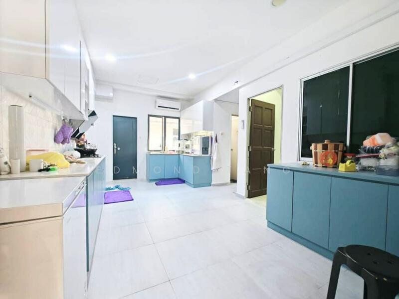 Shop / Office for Sale in Bandar Uda Utama (Johor Bahru) - Edmond Tang - Kitchen - PropertyGuru.com.my