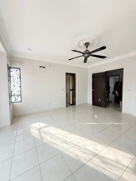 2-storey Terraced House for Sale in Setia Impian (Setia Alam) - Mason Chiah - Living Room - PropertyGuru.com.my