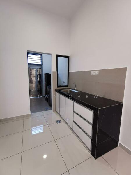 2-storey Terraced House for Sale in Johor Bahru (Johor) - Alan Chew - Kitchen - PropertyGuru.com.my
