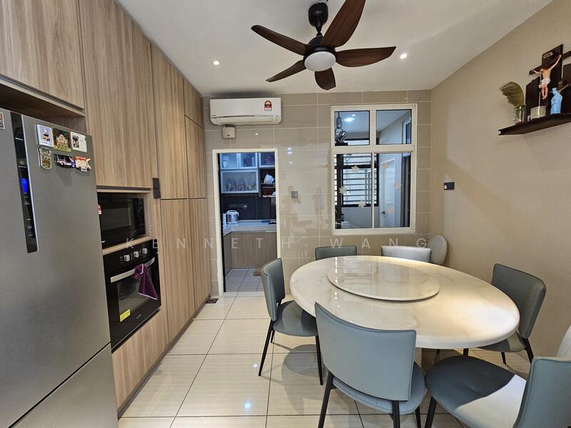 Condominium for Rent at Damansara Foresta - Kenneth Wang - Dining Room - PropertyGuru.com.my