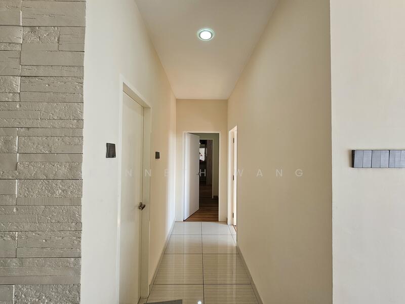 Condominium for Rent at Damansara Foresta - Kenneth Wang - Corridor - PropertyGuru.com.my