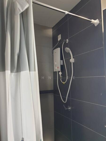 Service Residence for Rent at Yale Suites @ EduSentral - John Tee - Bathroom - PropertyGuru.com.my