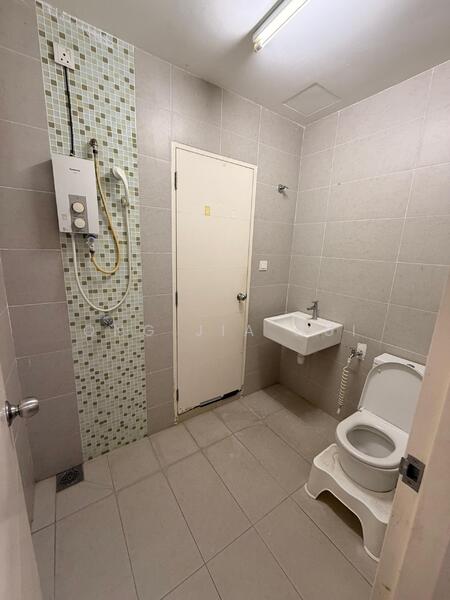 2-storey Terraced House for Rent in Bandar Sri Sendayan (Negeri Sembilan) - Ong Jia Hui - Bathroom - PropertyGuru.com.my