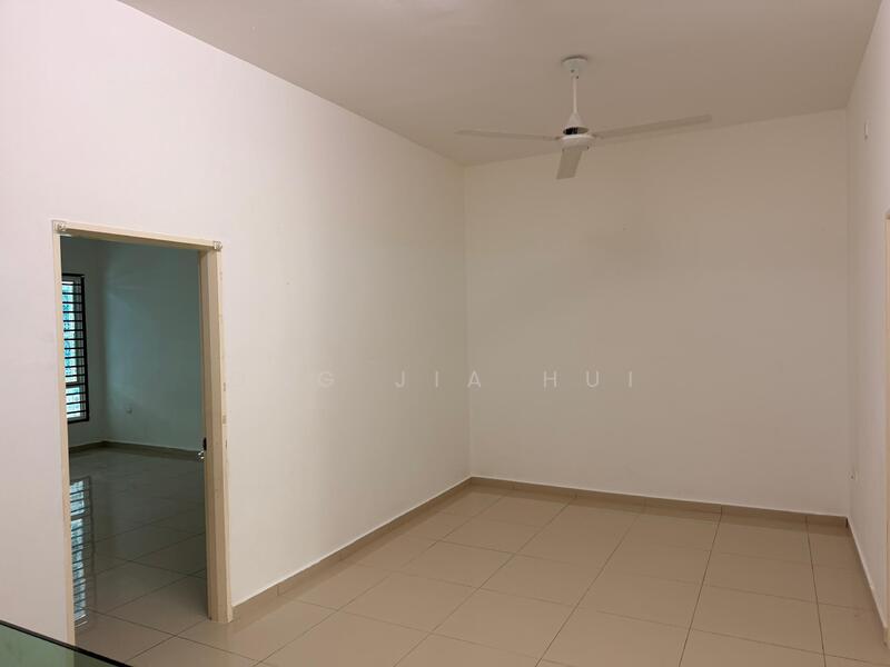 2-storey Terraced House for Rent in Bandar Sri Sendayan (Negeri Sembilan) - Ong Jia Hui - Interior - PropertyGuru.com.my