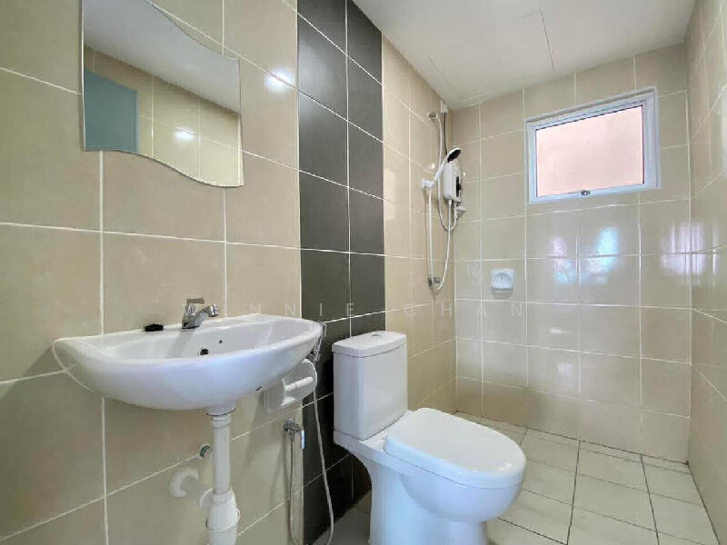 Apartment for Sale at Residensi Kepayang (Residensi Fairpark) - Winnie Chan - Bathroom - PropertyGuru.com.my