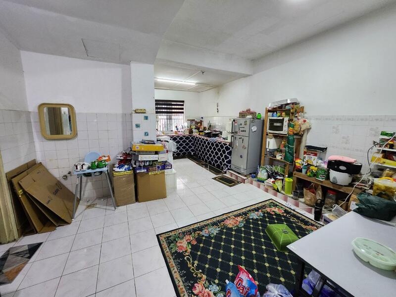 Taman TTDI Jaya, Shah Alam untuk Untuk Dijual - RM 570,000, Feb 2026 - Kitchen - PropertyGuru.com.my