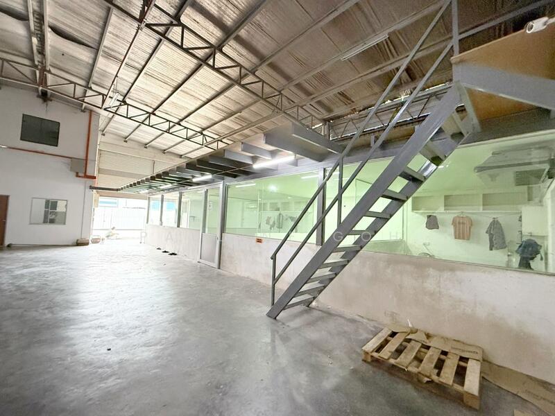 Factory for Rent in Kawasan Industri Simpang Renggam (Simpang Renggam) - Pauline Goh - Interior - PropertyGuru.com.my